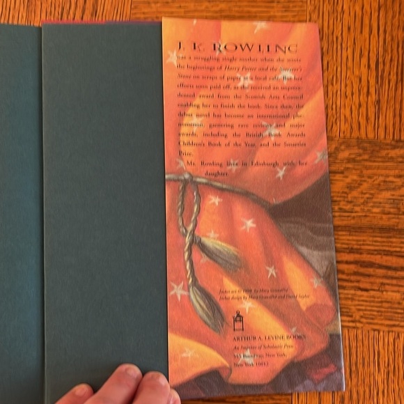 Rare 1st edition, Harry Potter, and the sorcerer Stone by J. K. Rowling hardback - Picture 4 of 5